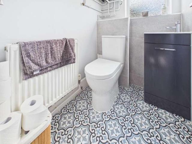 House for sale in Jubilee Industrial Centre, King's Walden