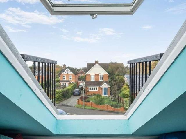 House for sale in Crowthorne, Bracknell Forest