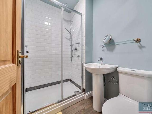 House for sale in Old Wharf, City Of Leicester