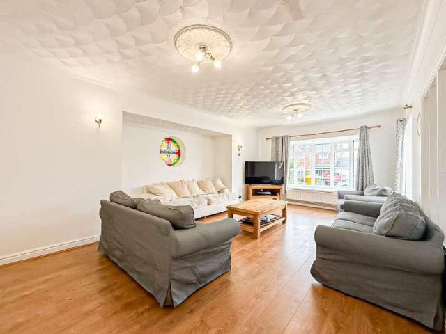 House for sale in Calderstones