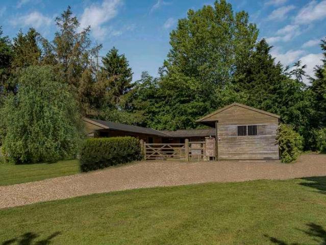 House for sale in Dorton Park Farm, Dorton