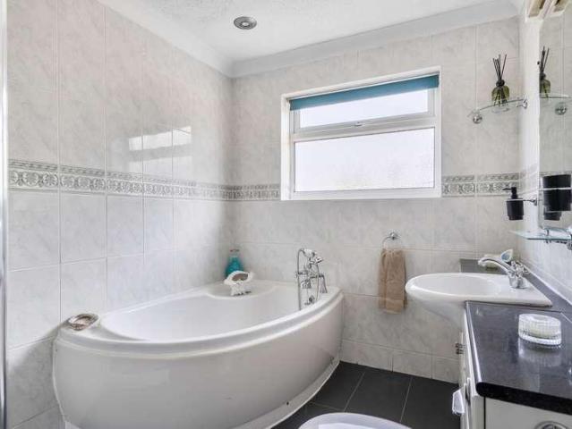 House for sale in Kingswood, South Gloucestershire