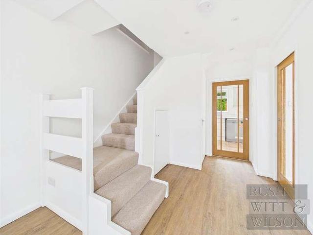 House for sale in Sidley, Heathlands