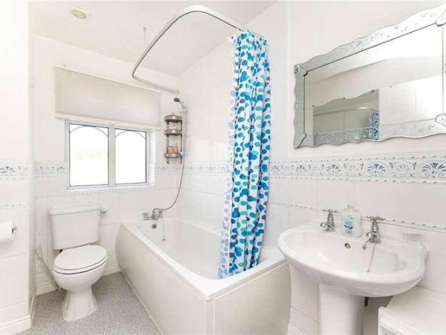 House for sale in Churwell, West Yorkshire