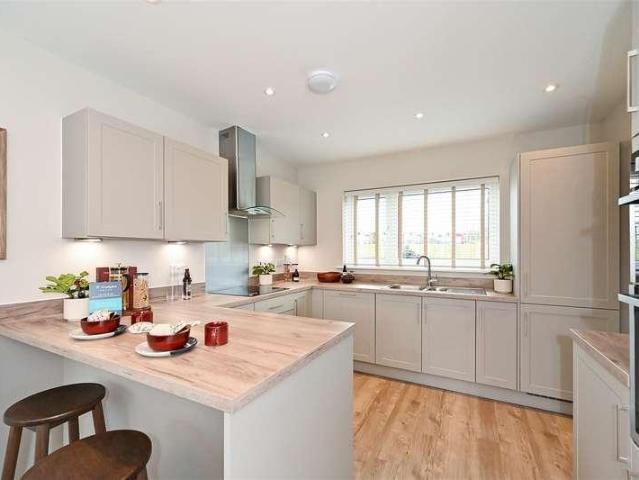 House for sale in Littlecote, West Sussex