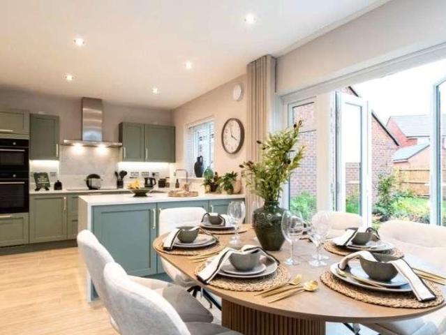 House for sale in Hounsome Fields, Priest Down