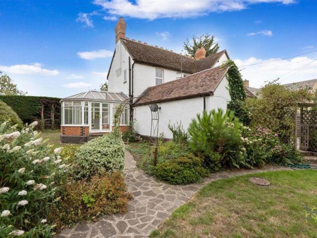 House for sale in Fossebridge, Gloucestershire