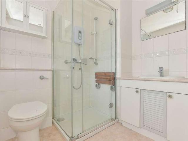 House for sale in Bridgefield, Kent