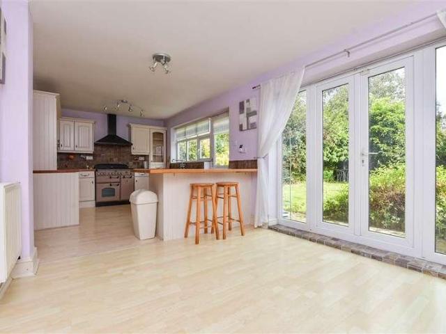 House for sale in East Cliff, Acol