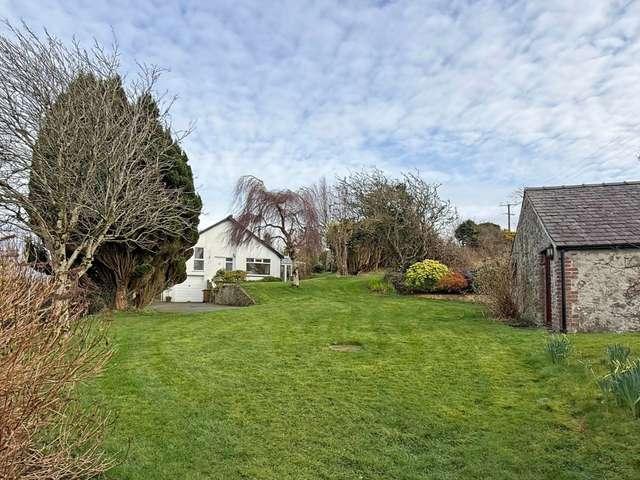 House for sale in Y Felinheli, Wales