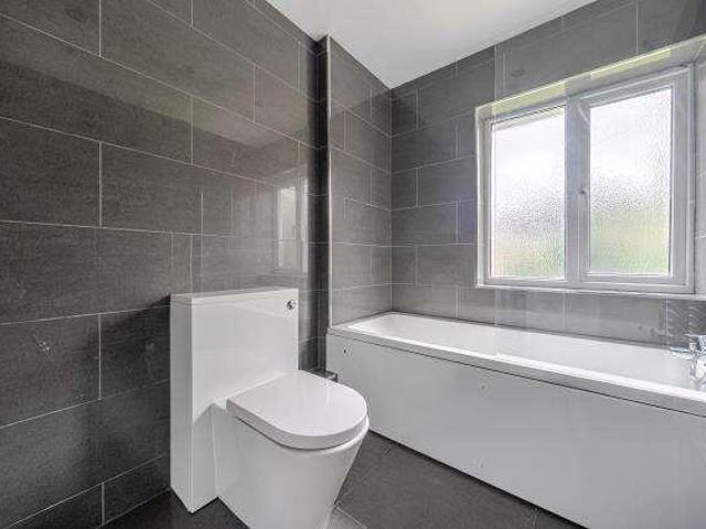 House for sale in Heol-las, Surrey