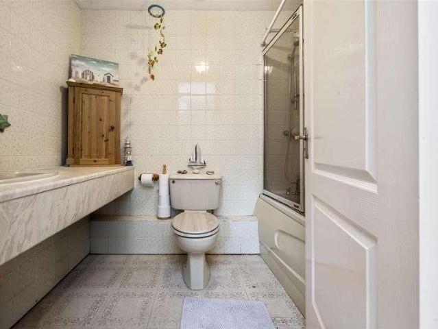 House for sale in Uckfield, Cross In Hand