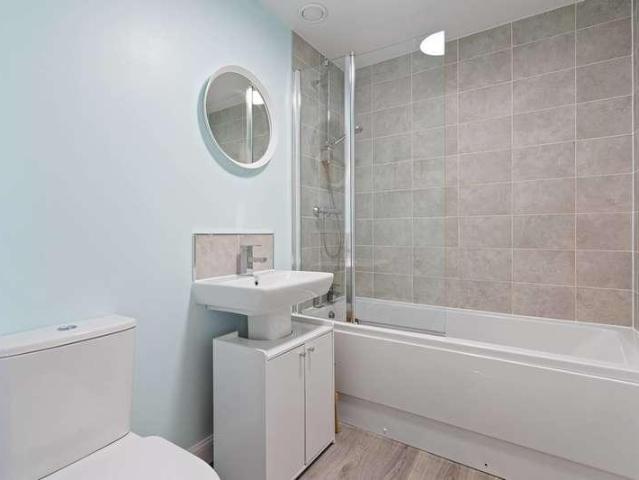 House for sale in South Gyle, Scotland