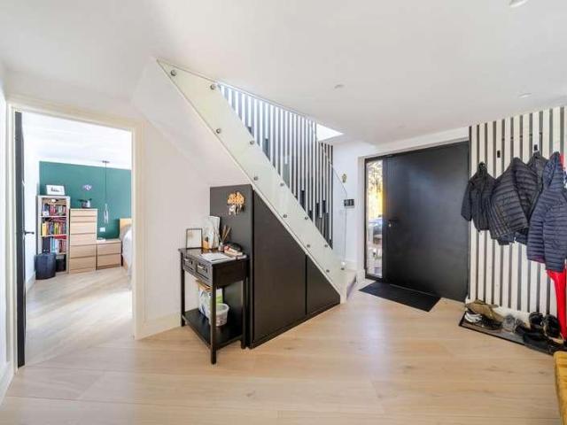 House for sale in Woodside Estate, Houghton Regis