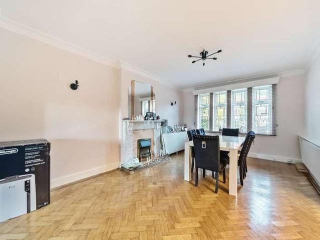 House for sale in Greater London