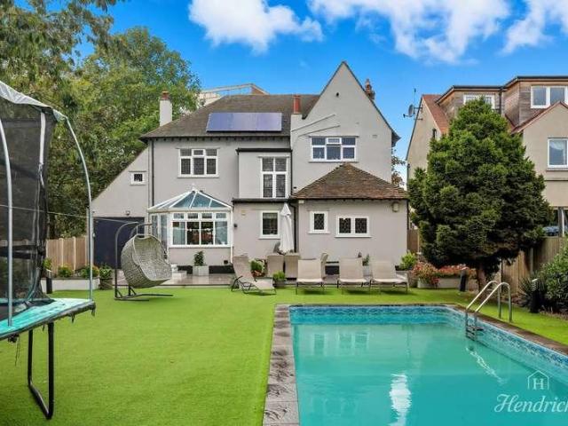 House for sale in Alton Barnes, Isle Of Man