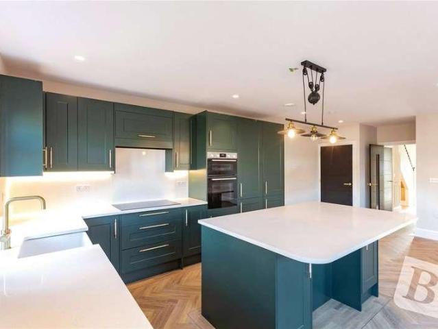 House for sale in Cranham, Greater London