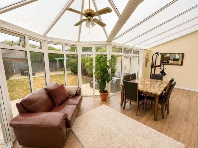 House for sale in Little Neston, West Vale