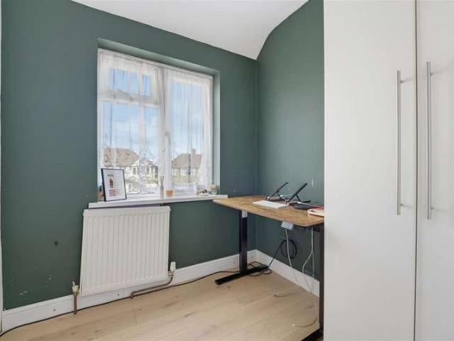 House for sale in Yeading, Greater London
