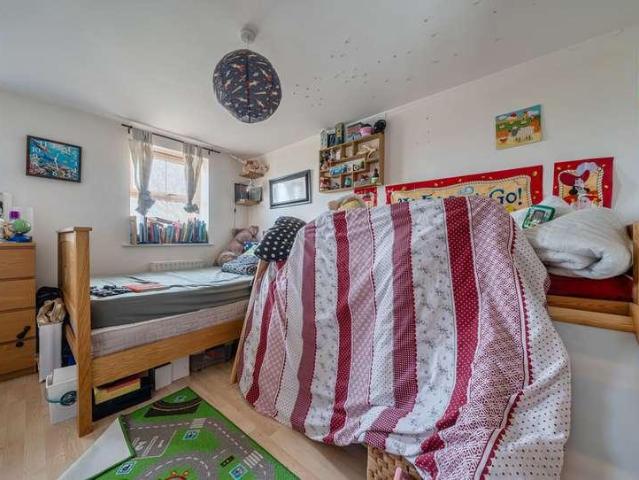 House for sale in Feckenham, City Of Bristol