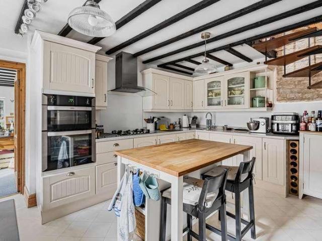House for sale in Chesterton, Fossebridge