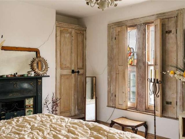 House for sale in London Borough of Hackney, Greater London