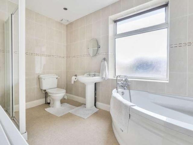 House for sale in Dunstable, Bedfordshire