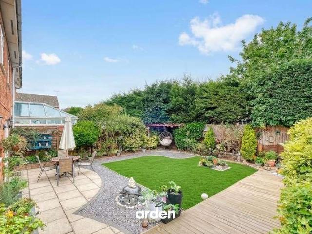 House for sale in Alderminster, Warwickshire