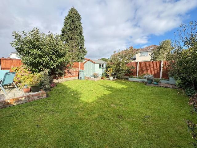 House for sale in Kennessee Green, Sefton