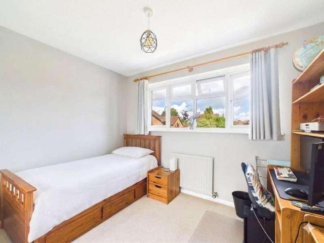 House for sale in Martin's Heron, Winkfield