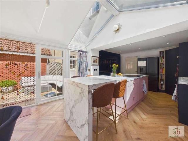 House for sale in Eastbridge, Suffolk