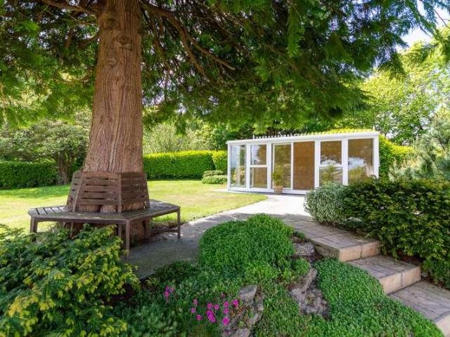 House for sale in Llanfair-Mathafarn-Eithaf, Marian-glas