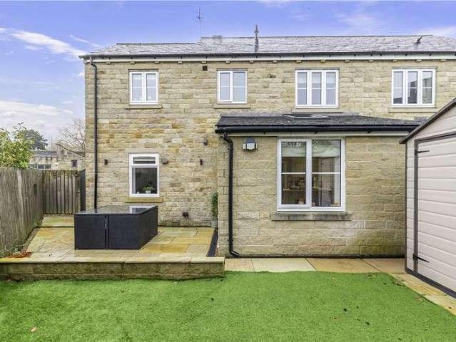 House for sale in Pool, West Yorkshire