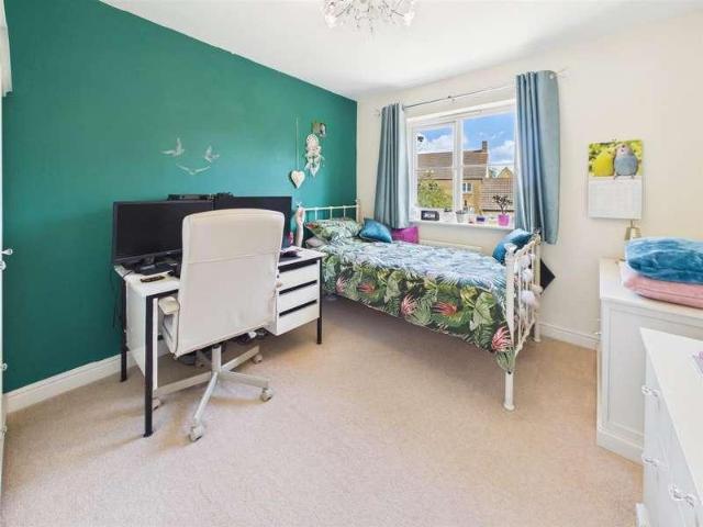House for sale in Sutton Benger