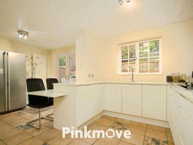 House for sale in Ty Canol, Cwmbrân