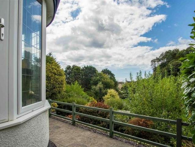 House for sale in Amroth, Wales
