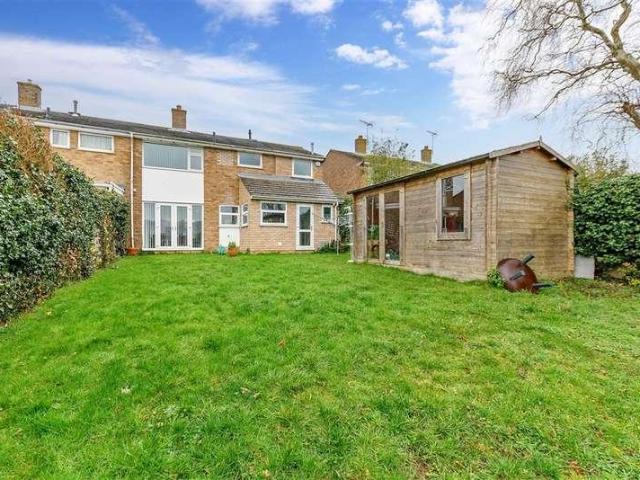 House for sale in Longfield and New Barn, Monks Orchard