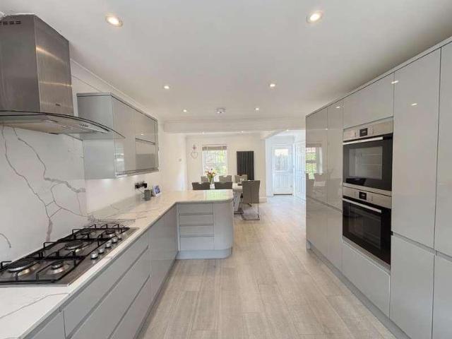 House for sale in Corner Hall, Dacorum