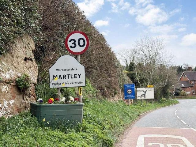 House for sale in Worcester, Berrow Green