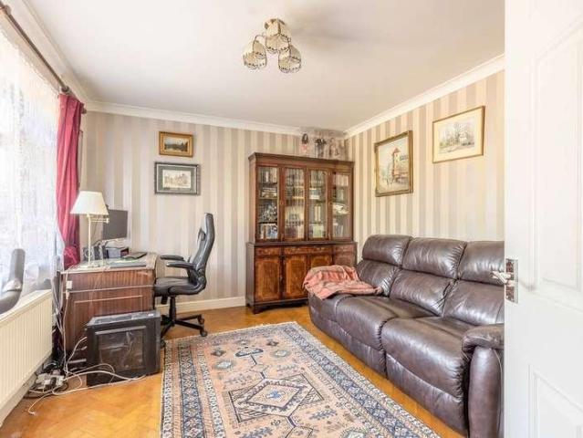 House for sale in Iver, Iver Heath