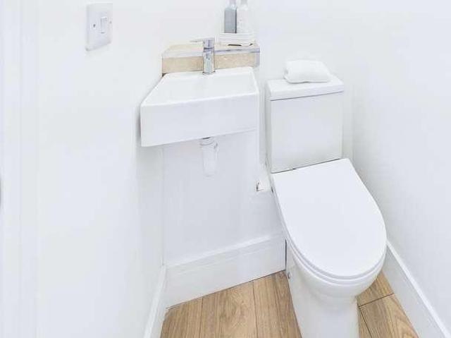 House for sale in Greater London