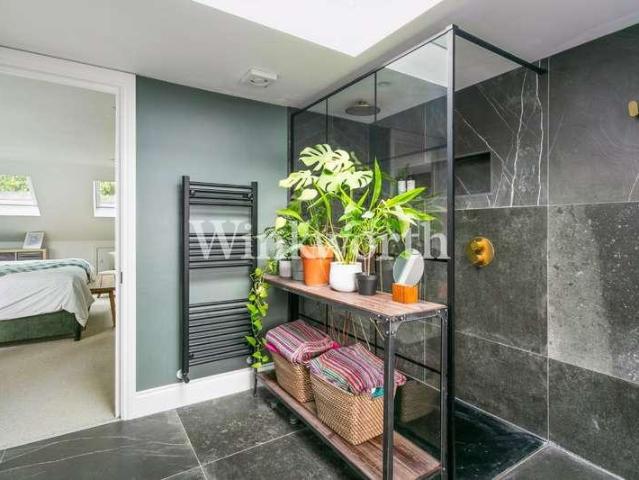 House for sale in South Tottenham, Greater London