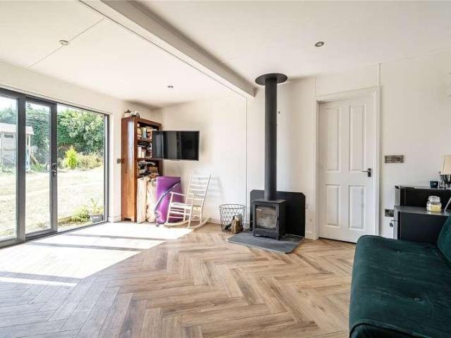House for sale in Seaton, Budlake