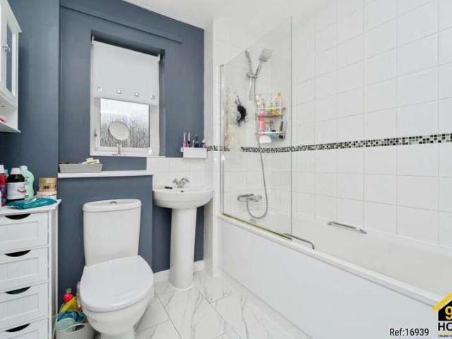 House for sale in Hayes, Greater London