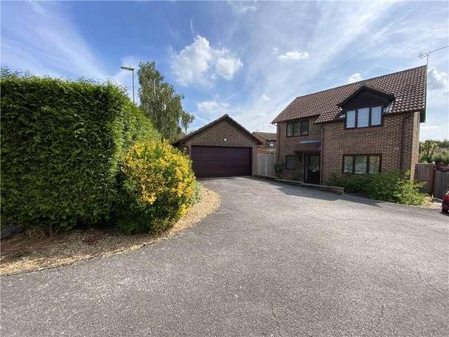 House for sale in Spring Vale, Hampshire