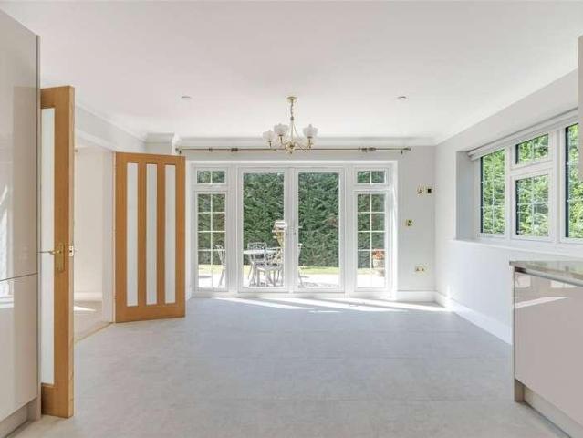 House for sale in Wimborne, East Brook