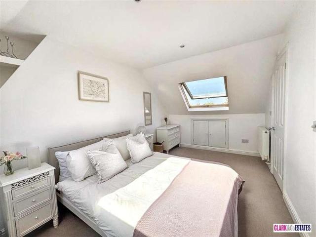 House for sale in Watergate, Devon