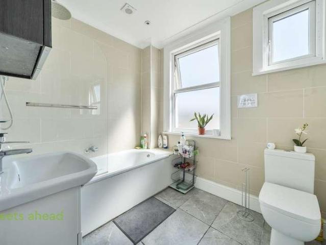 House for sale in London Borough of Croydon, Thornton Heath