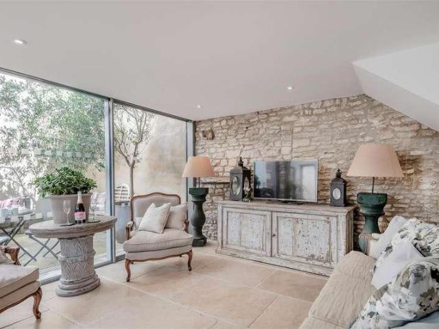 House for sale in Black Bourton, Oxfordshire