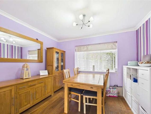 House for sale in Heol-las, Surrey